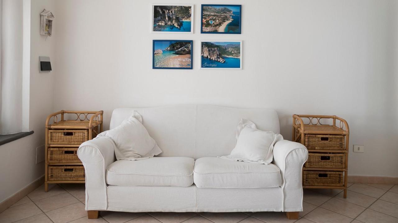 Oasi In Centro - Cala Gonone Apartment Exterior photo