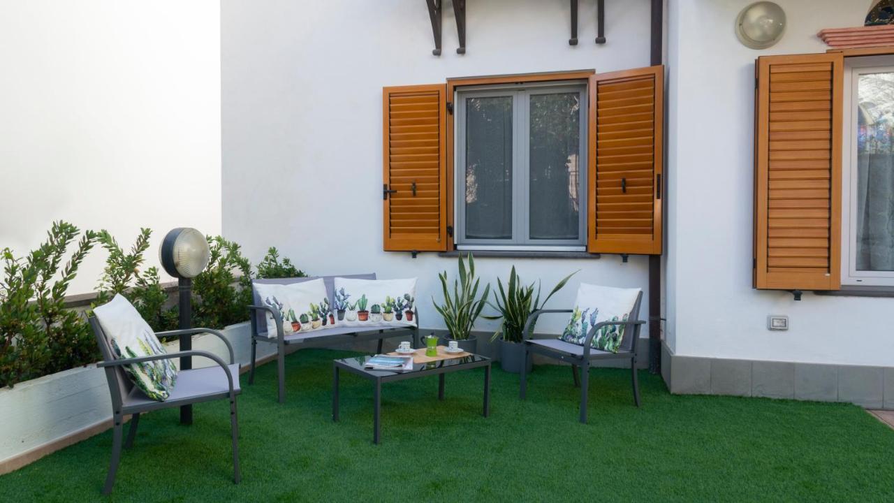 Oasi In Centro - Cala Gonone Apartment Exterior photo