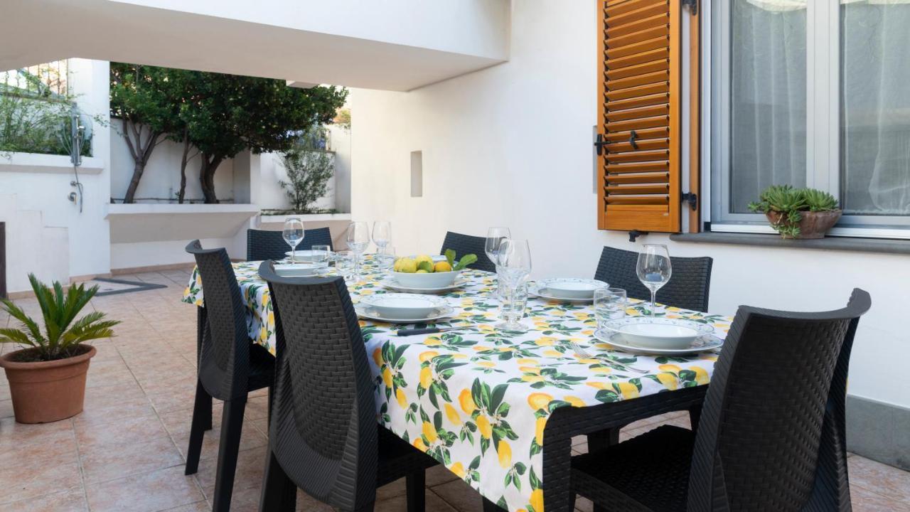 Oasi In Centro - Cala Gonone Apartment Exterior photo