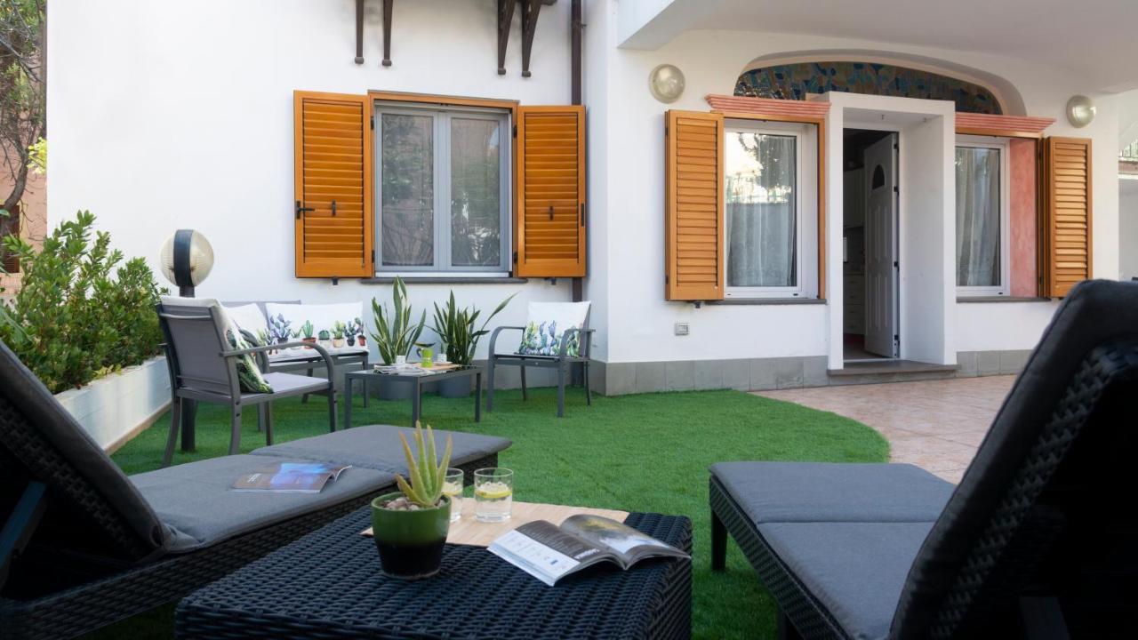 Oasi In Centro - Cala Gonone Apartment Exterior photo